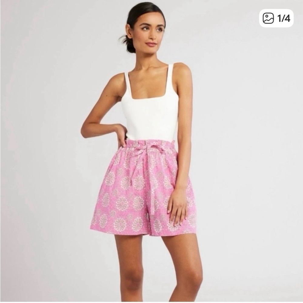 Mille Floral Cary Short